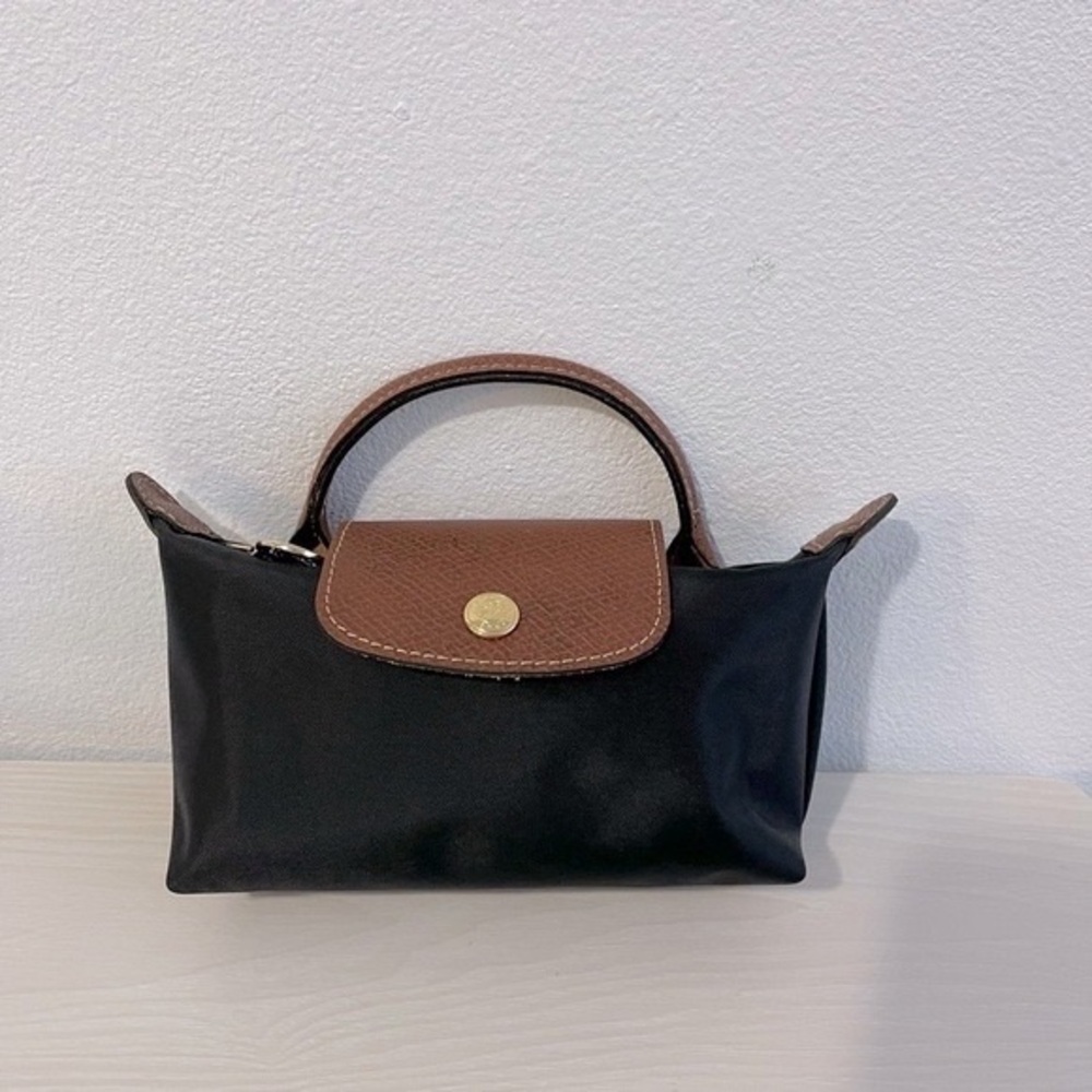 Longchamp Black and Brown Crossbody Bag🫘🫘